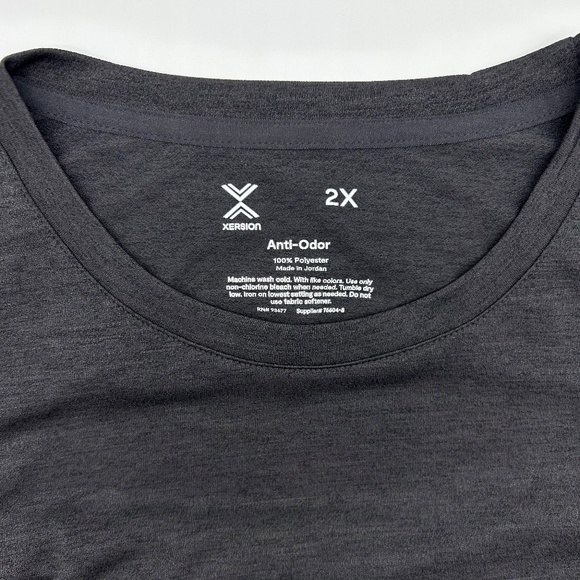 Xersion Women's Plus Size Black Crew Neck Long Sleeve T-Shirt Size 2X 3X - Picture 9 of 10